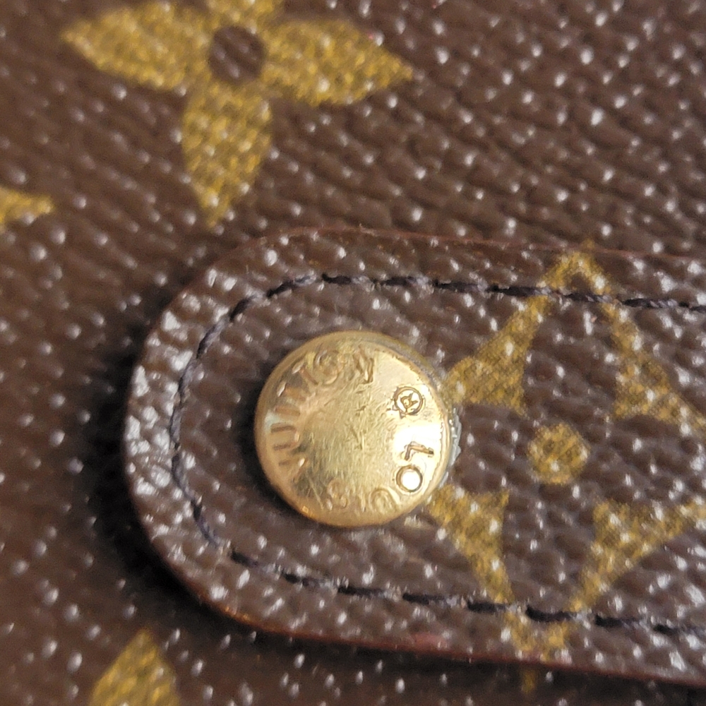 Louis Vuitton Monogram Canvas Small Ring Agenda Cover - Picture 16 of 16